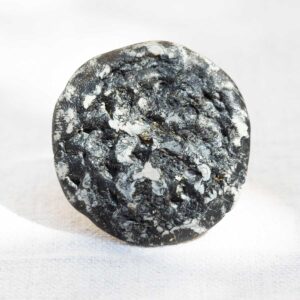 Sculpted Textured Ring. Size 7.