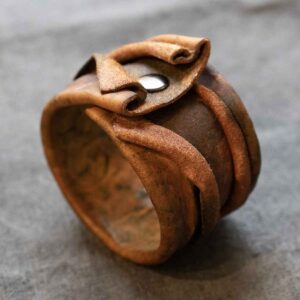 Brown Leather Cuff. Size M.